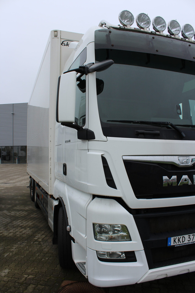 MAN TGX 26.480 6×2-4 Skåp/Fjärr - Камион фургон: снимка 2 MAN TGX 26.480 6×2-4 Skåp/Fjärr - Камион фургон: снимка 2