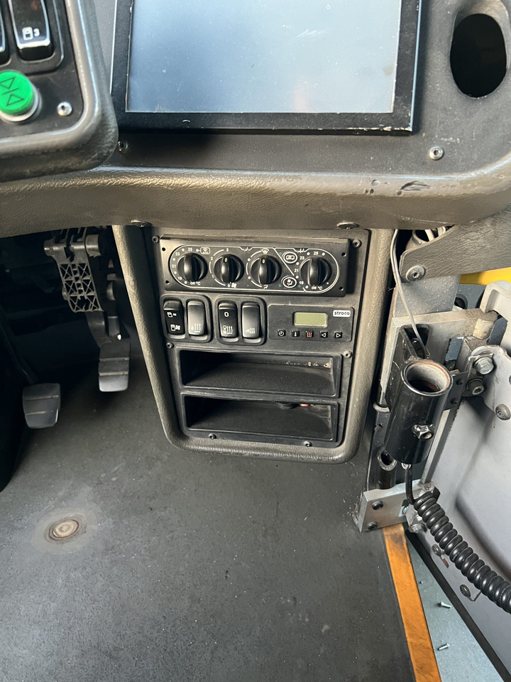 Лизинг на  SCANIA Omnilink CK320UB6X2*4LB EEV SCANIA Omnilink CK320UB6X2*4LB EEV: снимка 26