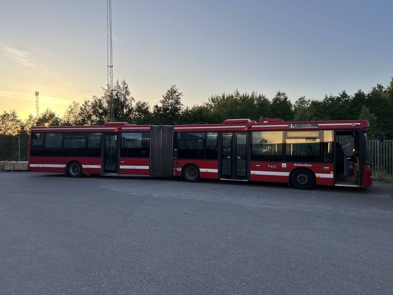 SCANIA Omnilink ledbuss EEV - Съчленен автобус: снимка 1 SCANIA Omnilink ledbuss EEV - Съчленен автобус: снимка 1