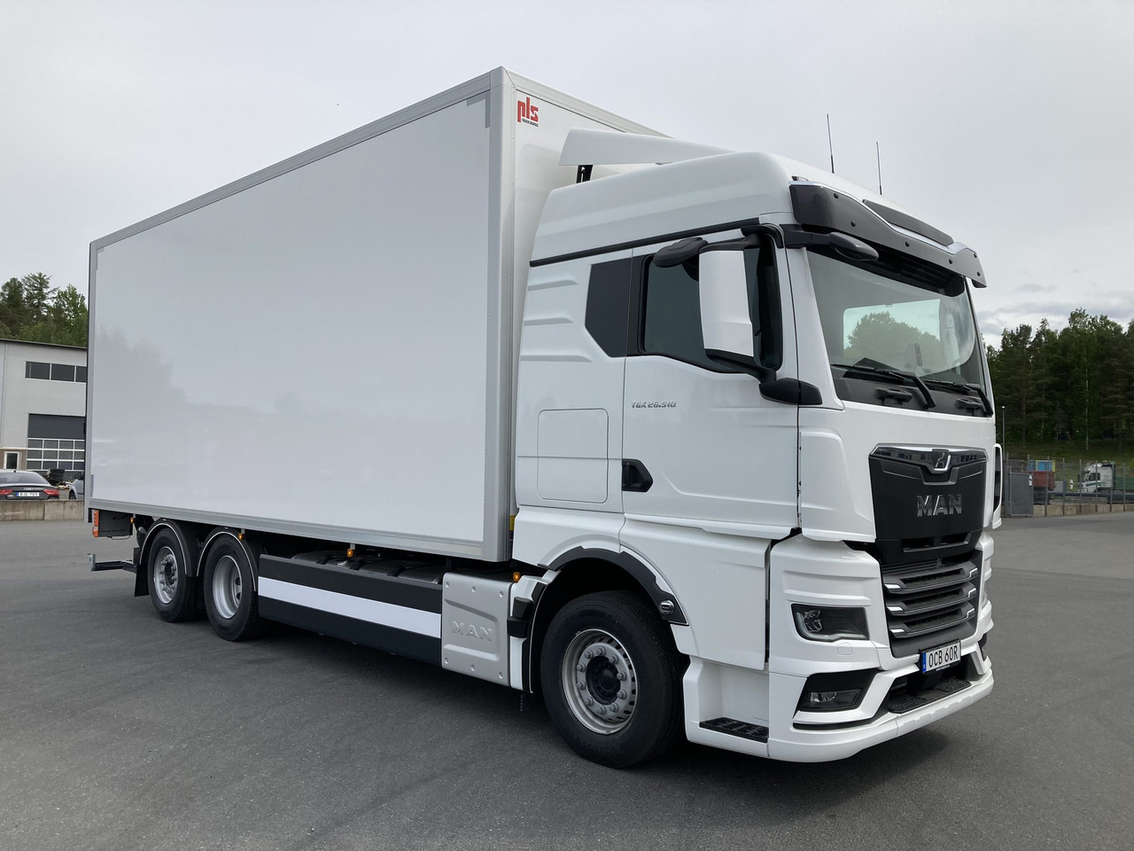 TGX 26.510 6×2-4 Fjärrbil Skåp PLS - За напитки камион: снимка 4 TGX 26.510 6×2-4 Fjärrbil Skåp PLS - За напитки камион: снимка 4