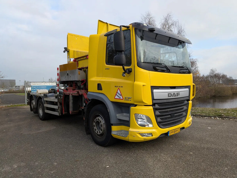 DAF CF 290 FAN - Боклукчийска кола: снимка 2 DAF CF 290 FAN - Боклукчийска кола: снимка 2