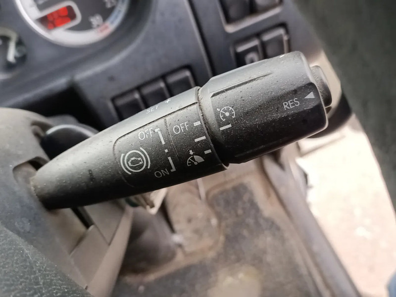 DAF CF 75 - Боклукчийска кола: снимка 4 DAF CF 75 - Боклукчийска кола: снимка 4
