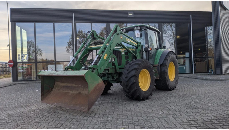 John Deere 6230 PREMIUM 6230 PREMIUM - Трактор: снимка 2 John Deere 6230 PREMIUM 6230 PREMIUM - Трактор: снимка 2