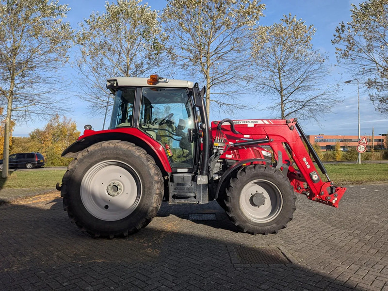 Massey Ferguson MF 5710 SL 5710 SL - Трактор: снимка 4 Massey Ferguson MF 5710 SL 5710 SL - Трактор: снимка 4