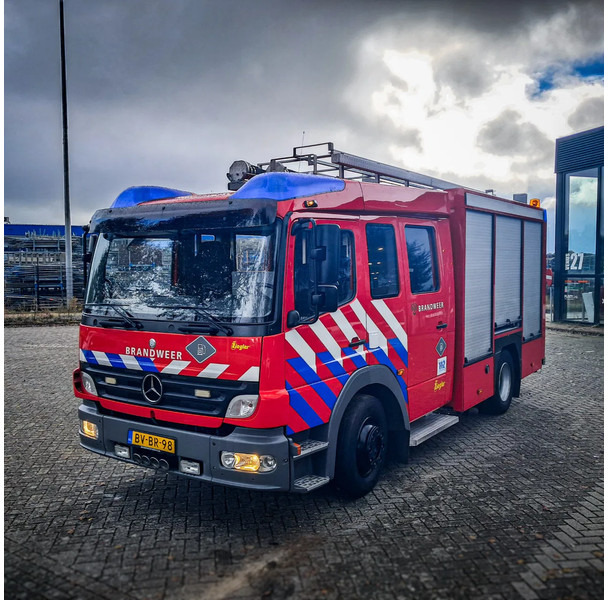 Mercedes-Benz NG 1626 V8 - Пожарна кола: снимка 3 Mercedes-Benz NG 1626 V8 - Пожарна кола: снимка 3