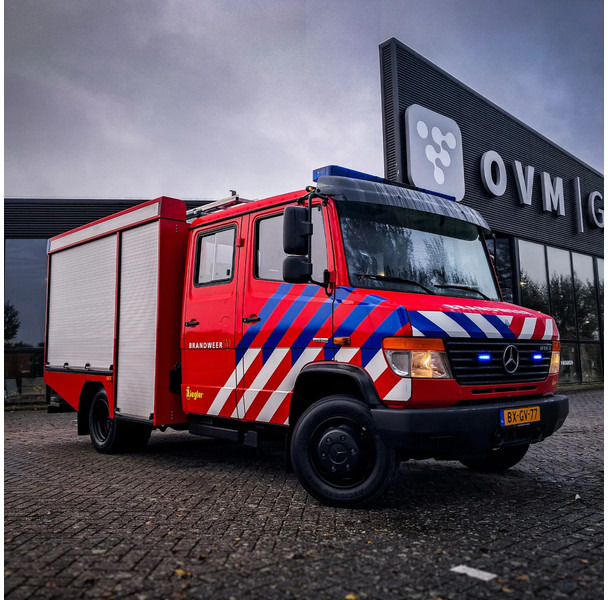 Mercedes-Benz - Пожарна кола: снимка 1 Mercedes-Benz - Пожарна кола: снимка 1