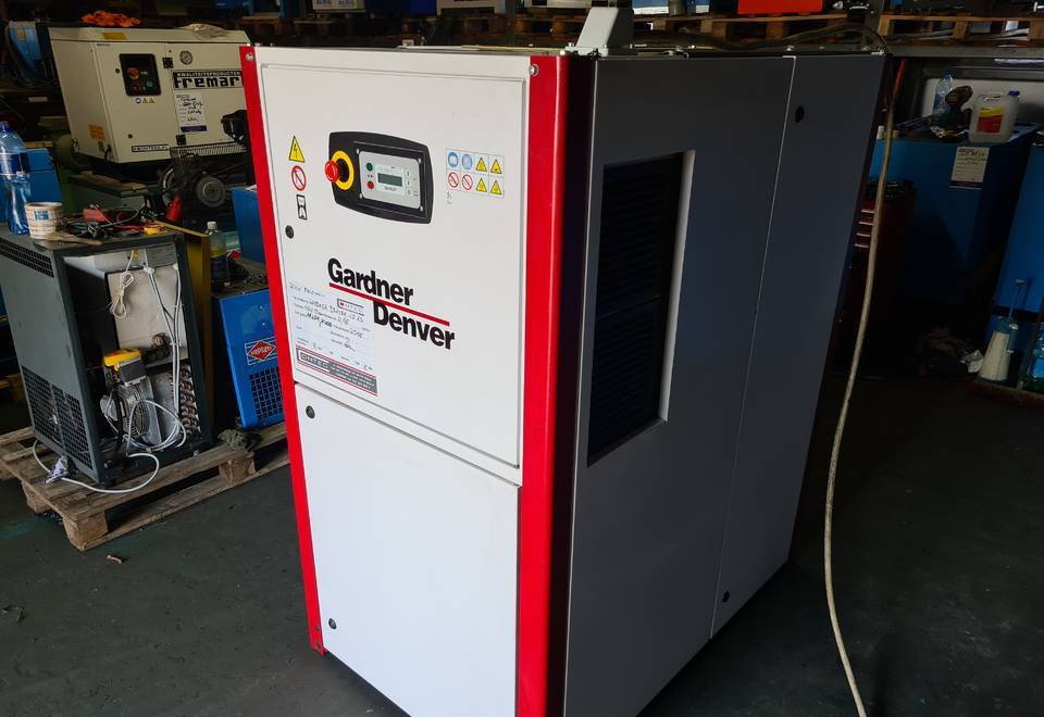 Kompresor śrubowy GARDNER DENVER VS 23 23 kw, Falownik - Компресор за въздух: снимка 4 Kompresor śrubowy GARDNER DENVER VS 23 23 kw, Falownik - Компресор за въздух: снимка 4