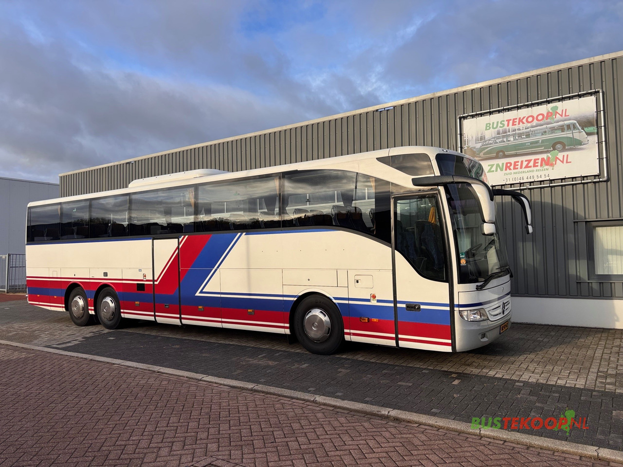Mercedes Tourismo 16 RHD-M 57 Pl. - Туристически автобус: снимка 1 Mercedes Tourismo 16 RHD-M 57 Pl. - Туристически автобус: снимка 1
