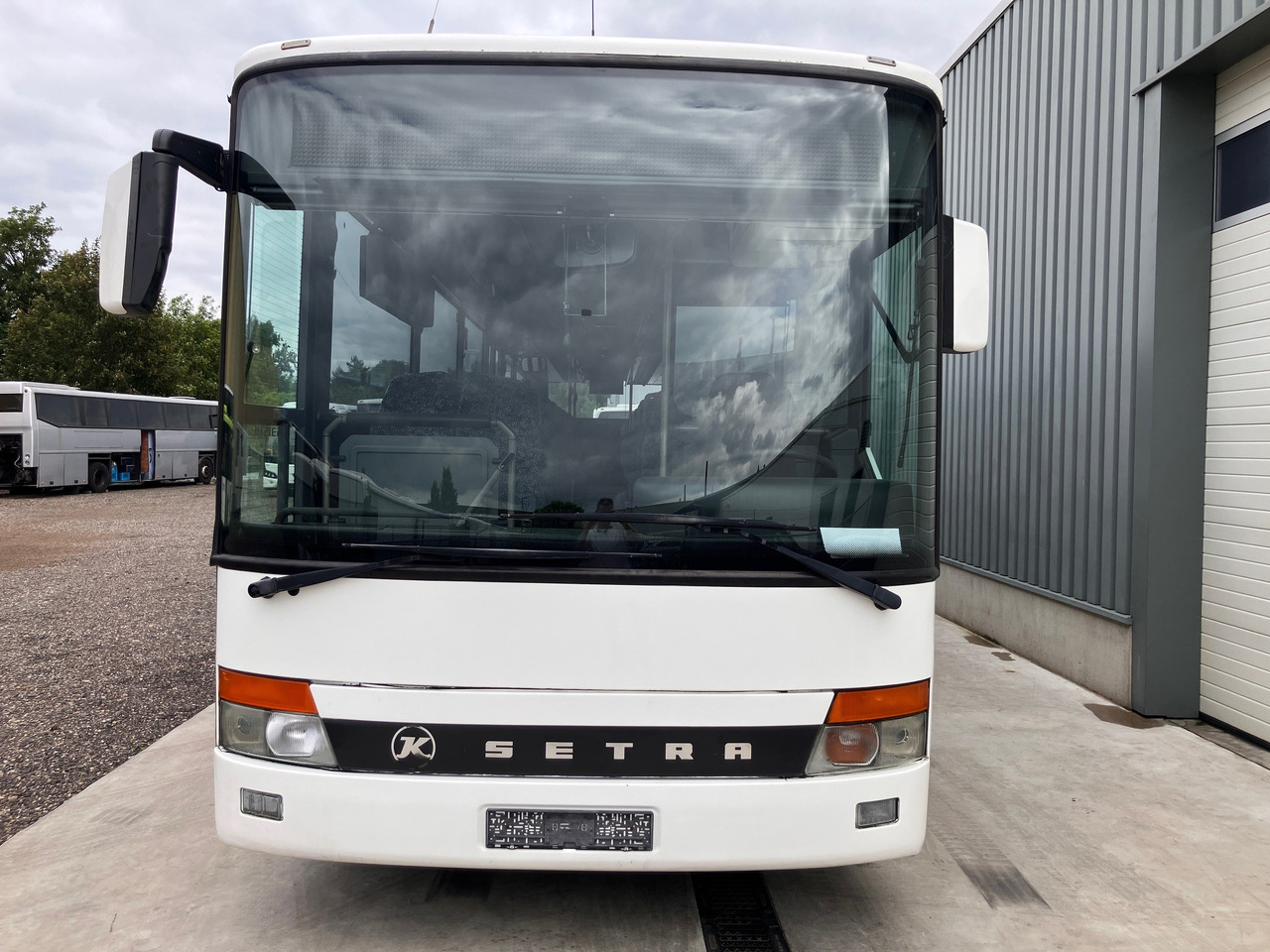 SETRA S319 UL (chassis work) - Междуградски автобус: снимка 2 SETRA S319 UL (chassis work) - Междуградски автобус: снимка 2