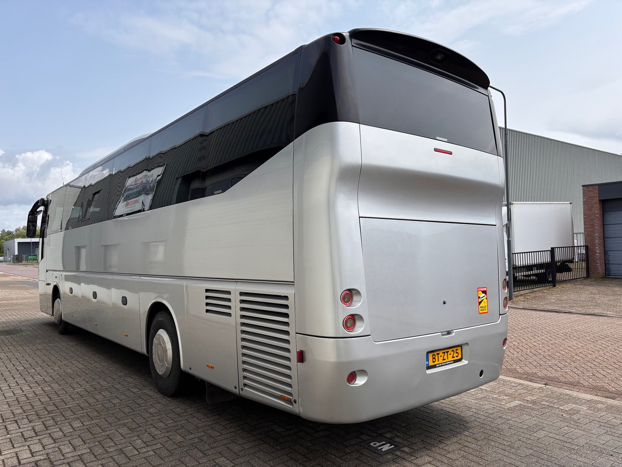VDL Bova MHD 122.410 - Междуградски автобус: снимка 4 VDL Bova MHD 122.410 - Междуградски автобус: снимка 4