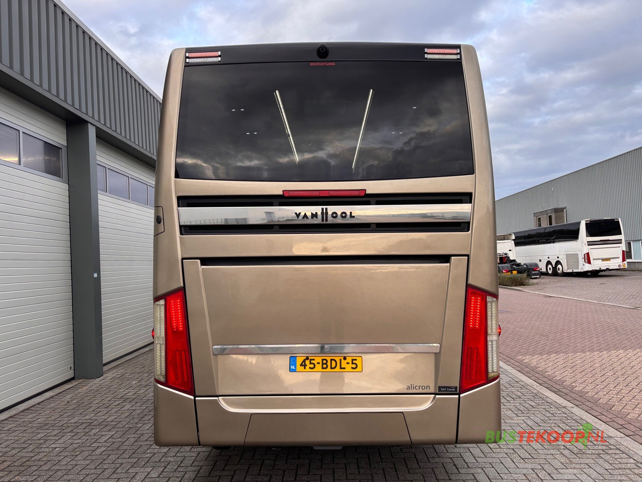 Vanhool TX16 Alicron, TOP CONDITION - Туристически автобус: снимка 5 Vanhool TX16 Alicron, TOP CONDITION - Туристически автобус: снимка 5