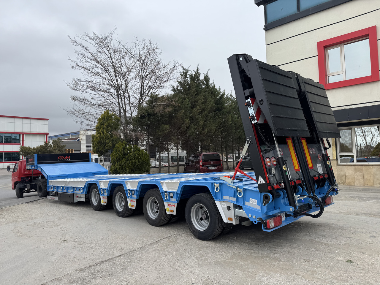 GVN Trailer 4 AXLE LOWBED WITH WHEEL RECESSES - Нискорамна площадка полуремарке: снимка 1 GVN Trailer 4 AXLE LOWBED WITH WHEEL RECESSES - Нискорамна площадка полуремарке: снимка 1
