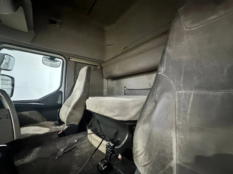 Влекач Renault Premium 450 MANUAL / SCHALT: снимка 10