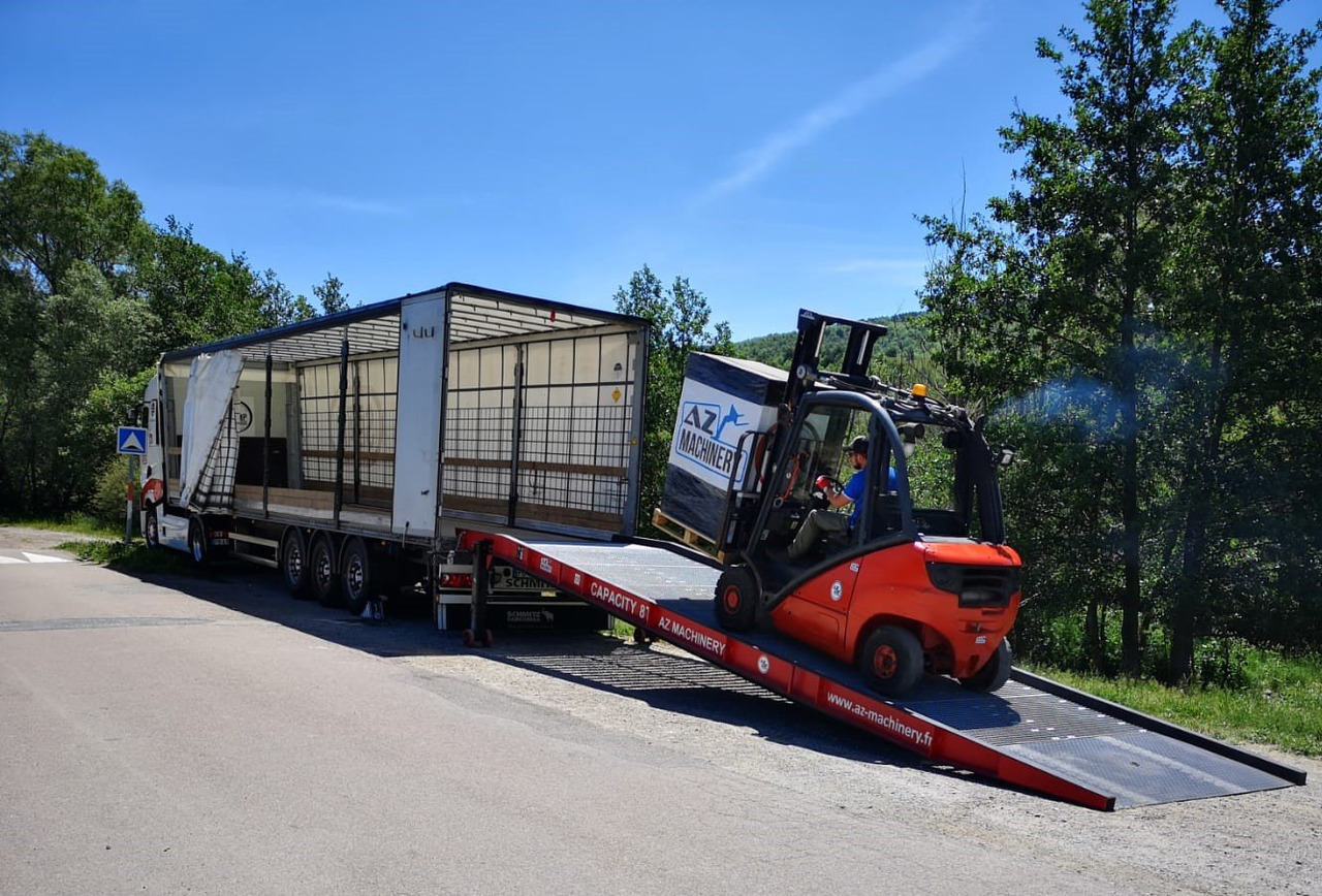 AZ RAMP-PRIME PRIME WLO + 8 . Industrial Mobil Loading Ramp - Товарна рампа: снимка 2 AZ RAMP-PRIME PRIME WLO + 8 . Industrial Mobil Loading Ramp - Товарна рампа: снимка 2