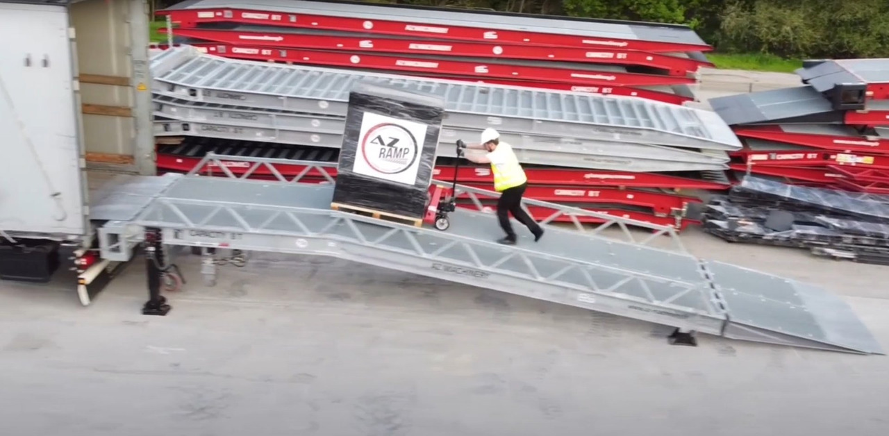 Нови Товарна рампа Loading Ramp with with hydraulic tilting bridge -  AZ RAMP - STAR- 12T FULL GALVA: снимка 7