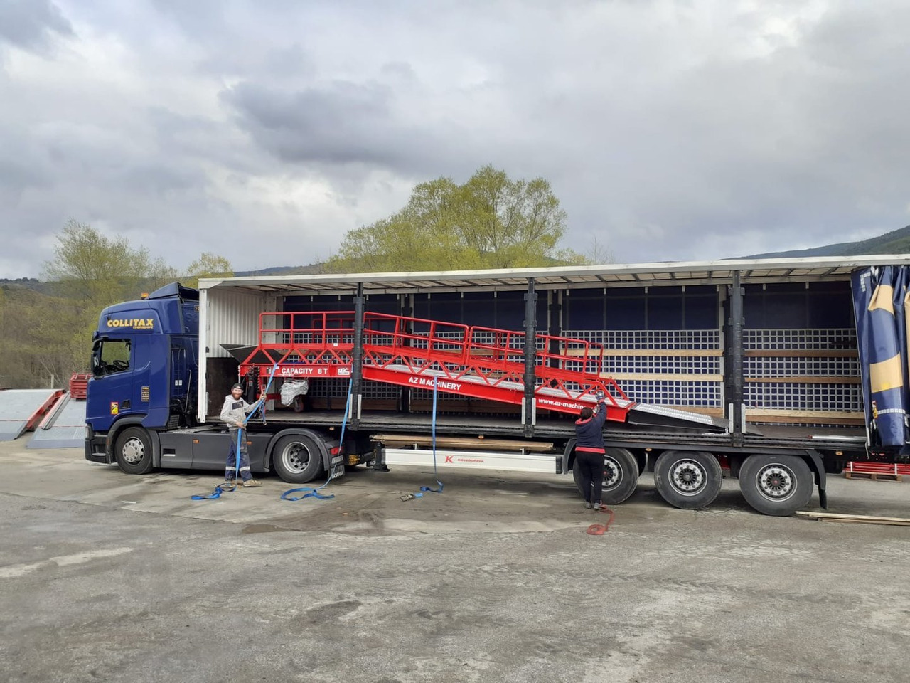 Нови Товарна рампа Loading Ramp with with hydraulic tilting bridge -  AZ RAMP - STAR-RL- 20T. 20 ton capacity: снимка 15