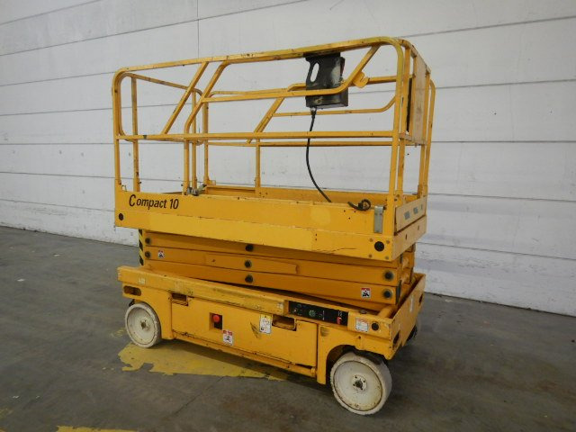 Ножична работна платформа Used Electric scissor Lift Haulotte Compact 10: снимка 6
