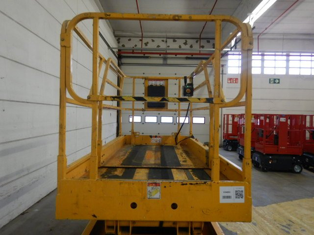 Ножична работна платформа Used Electric scissor Lift Haulotte Compact 10: снимка 9