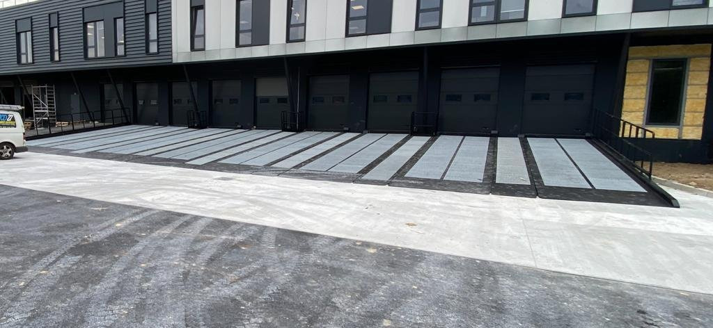 Loading ramp- AZ RAMP-Customised - Товарна рампа: снимка 1 Loading ramp- AZ RAMP-Customised - Товарна рампа: снимка 1
