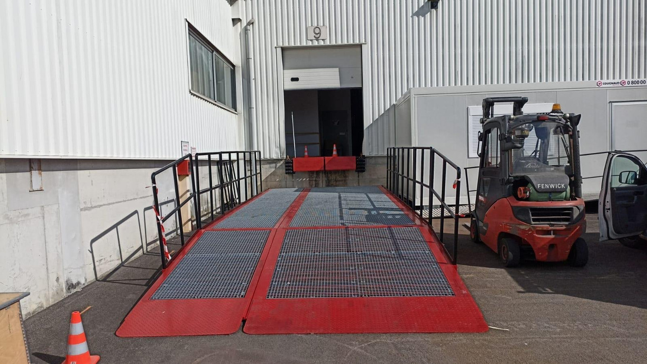 Loading ramp- AZ RAMP-Customised - Товарна рампа: снимка 5 Loading ramp- AZ RAMP-Customised - Товарна рампа: снимка 5