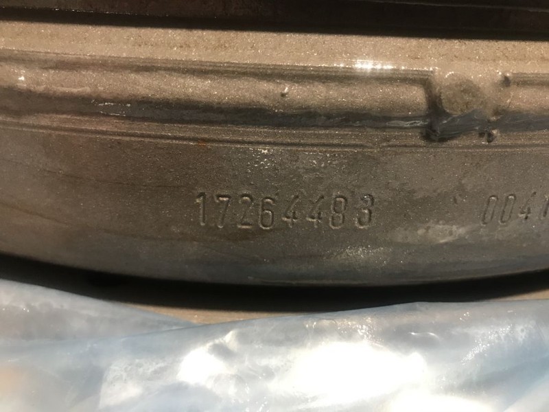 Volvo 11038455 17264483 PT2509 PT2519 22401 22671 22418 22419 - Трансмисия за Съчленен самосвал: снимка 2 Volvo 11038455 17264483 PT2509 PT2519 22401 22671 22418 22419 - Трансмисия за Съчленен самосвал: снимка 2