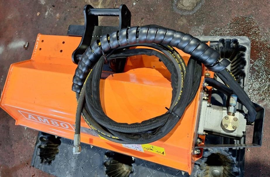 AM80 Piennarmurskain - Шредер с телескопично рамо: снимка 4 AM80 Piennarmurskain - Шредер с телескопично рамо: снимка 4