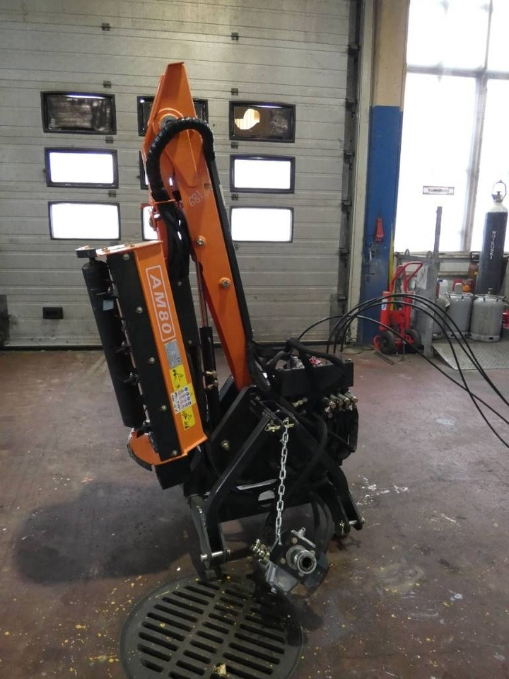 AM80 Puomimurskain - Шредер с телескопично рамо: снимка 1 AM80 Puomimurskain - Шредер с телескопично рамо: снимка 1