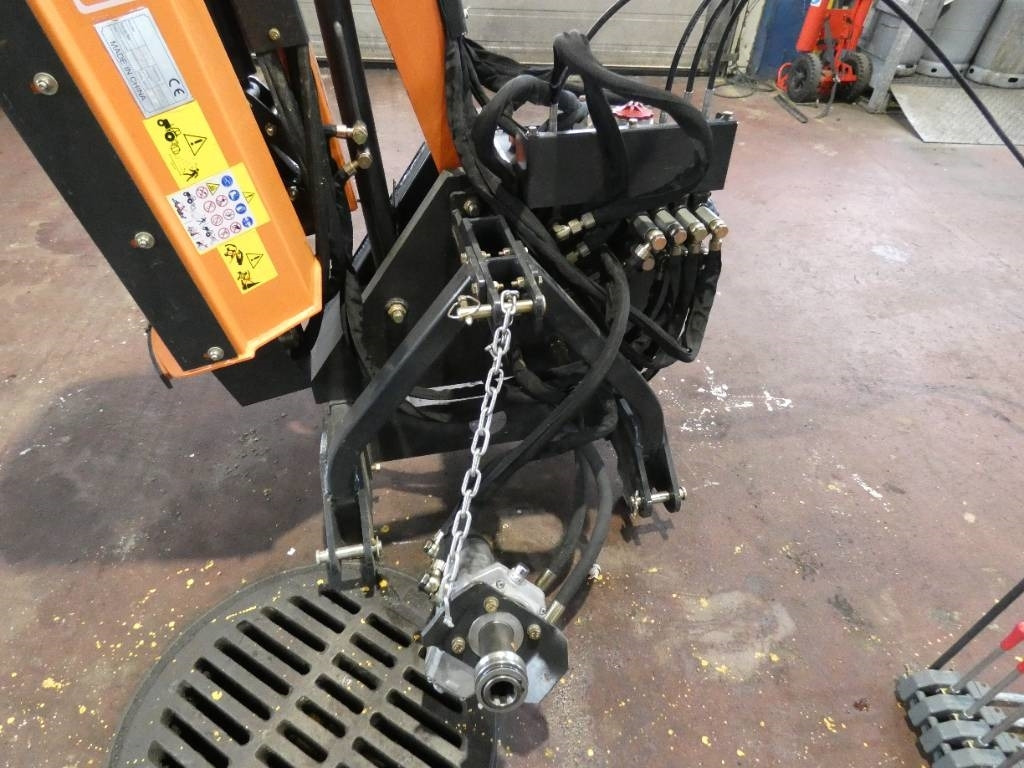 AM80 Puomimurskain - Шредер с телескопично рамо: снимка 5 AM80 Puomimurskain - Шредер с телескопично рамо: снимка 5