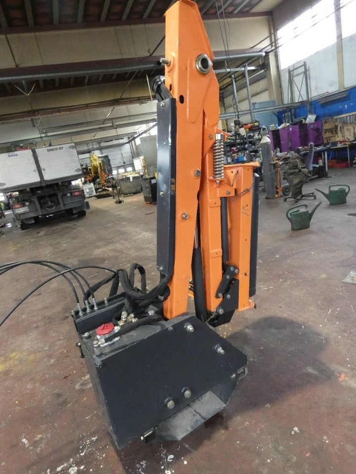 AM80 Puomimurskain - Шредер с телескопично рамо: снимка 2 AM80 Puomimurskain - Шредер с телескопично рамо: снимка 2