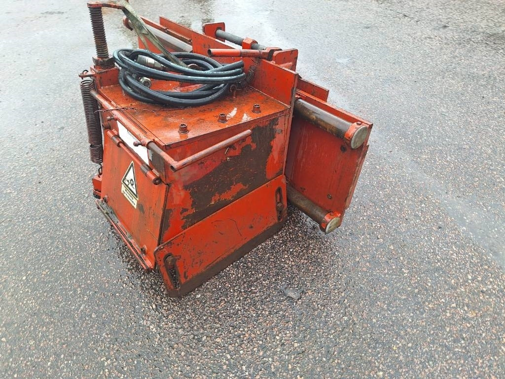 Baumasch Brohl F2002-1 - Техника за слагане на асфалт: снимка 2 Baumasch Brohl F2002-1 - Техника за слагане на асфалт: снимка 2