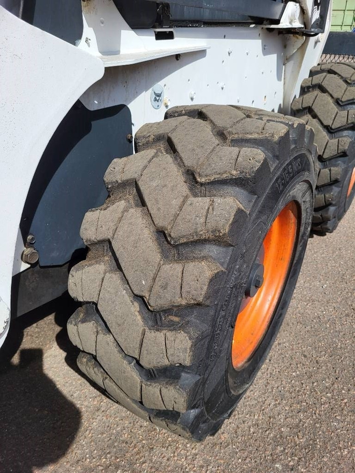 Мини челен товарач Bobcat A 300: снимка 17