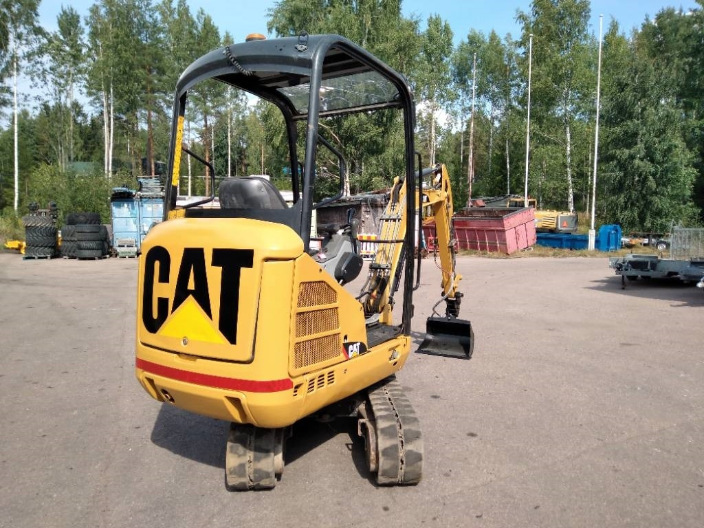 CAT 301.7 D - Мини багер: снимка 4 CAT 301.7 D - Мини багер: снимка 4