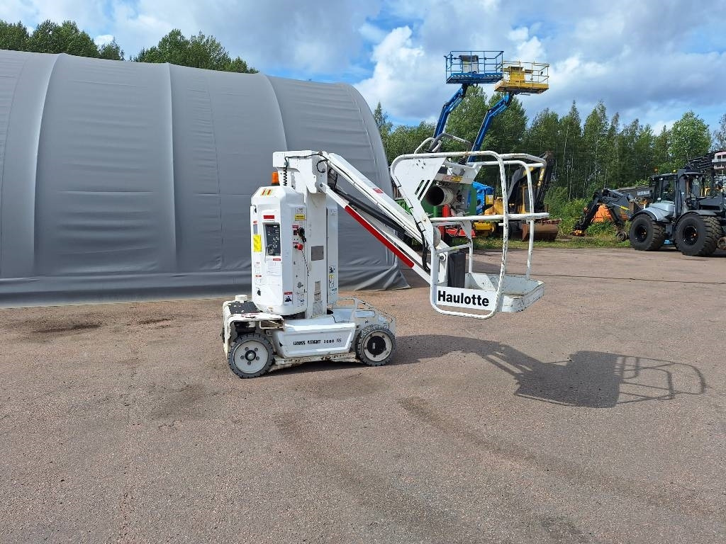 Haulotte Star 10 - Вертикална работна платформа: снимка 3 Haulotte Star 10 - Вертикална работна платформа: снимка 3