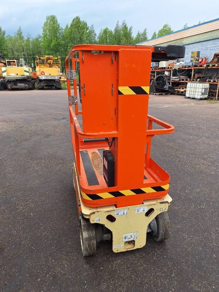 JLG 1230 ES - Ножична работна платформа: снимка 5 JLG 1230 ES - Ножична работна платформа: снимка 5
