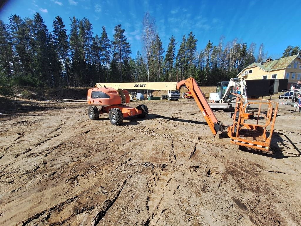 JLG 460 SJ - Артикулираща платформа: снимка 3 JLG 460 SJ - Артикулираща платформа: снимка 3