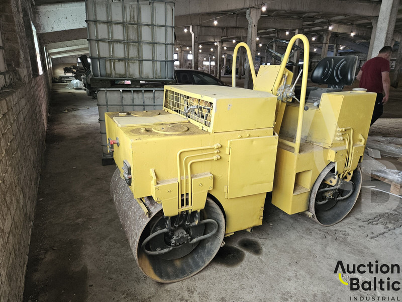 AVELING Barford - Валяк: снимка 1 AVELING Barford - Валяк: снимка 1