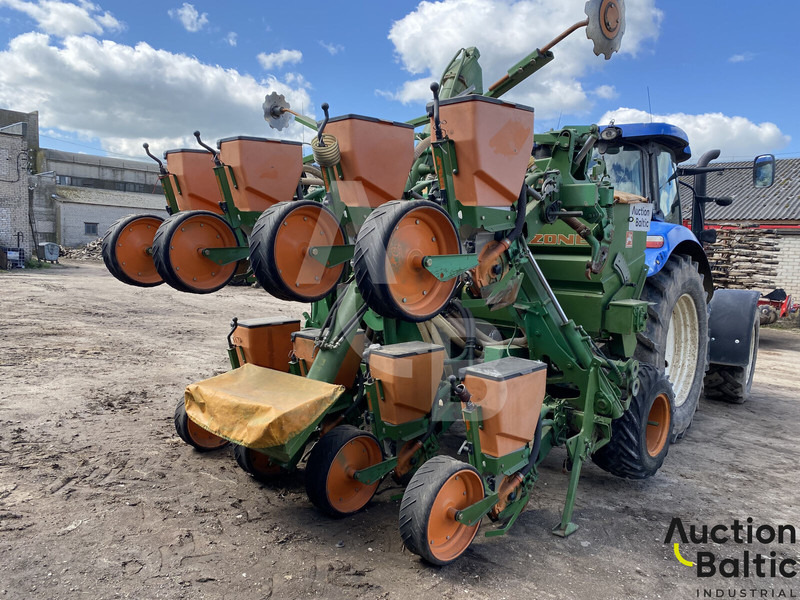 Amazone ED 602 K - Прецизна сеялка: снимка 4 Amazone ED 602 K - Прецизна сеялка: снимка 4