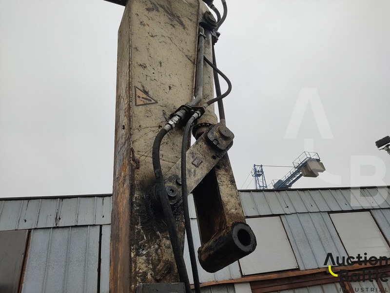Верижен багер Atlas-Terex TC210LC: снимка 9