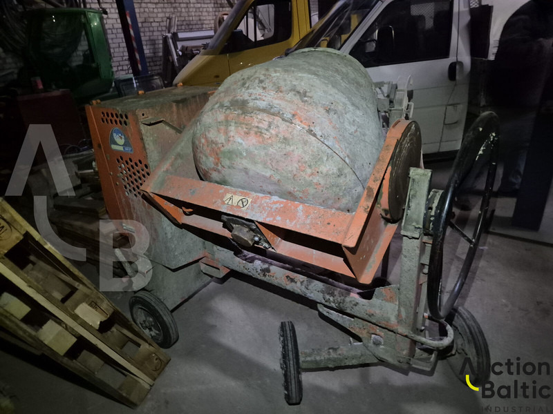 Belle Pemier 100 xt - Бетонобъркачка: снимка 2 Belle Pemier 100 xt - Бетонобъркачка: снимка 2