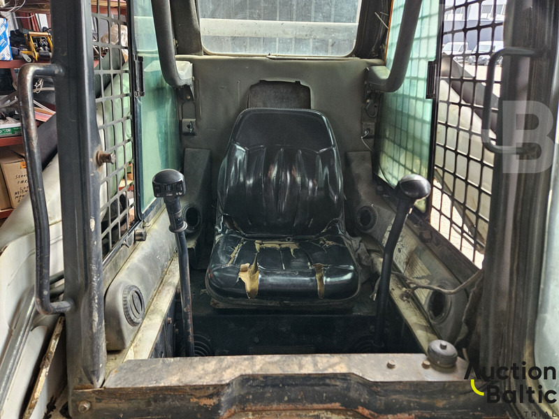 Bobcat 773 - Мини челен товарач: снимка 5 Bobcat 773 - Мини челен товарач: снимка 5