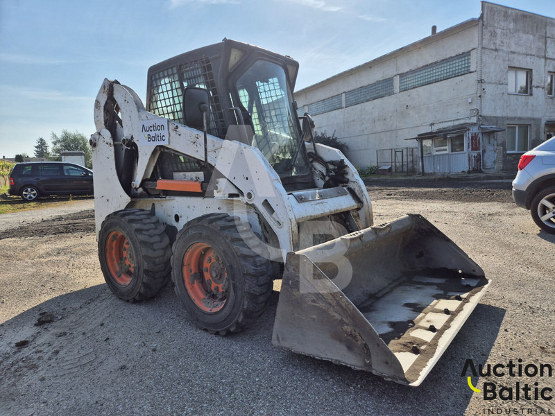 Bobcat S 175 - Мини челен товарач: снимка 2 Bobcat S 175 - Мини челен товарач: снимка 2