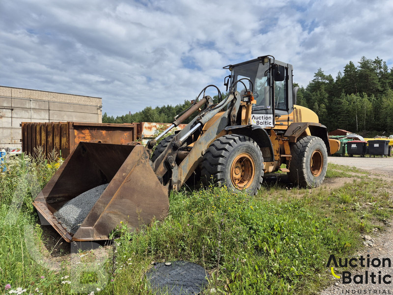 Case 621 D - Колесен товарач: снимка 1 Case 621 D - Колесен товарач: снимка 1