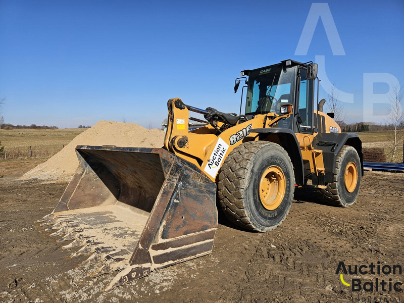 Case 821 F - Колесен товарач: снимка 1 Case 821 F - Колесен товарач: снимка 1