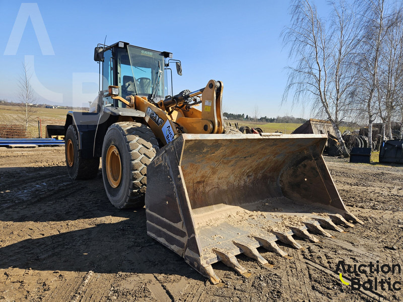 Case 821 F - Колесен товарач: снимка 2 Case 821 F - Колесен товарач: снимка 2