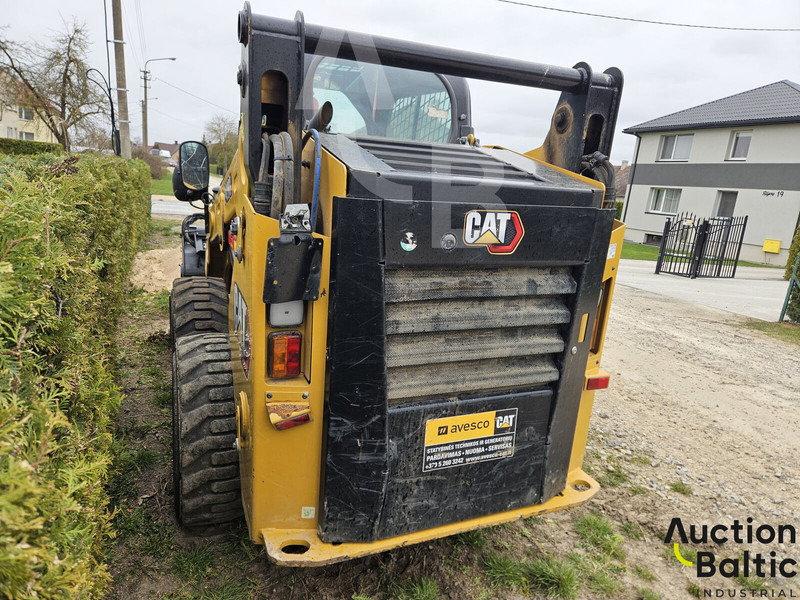 Caterpillar 242 D 3 - Мини челен товарач: снимка 4 Caterpillar 242 D 3 - Мини челен товарач: снимка 4