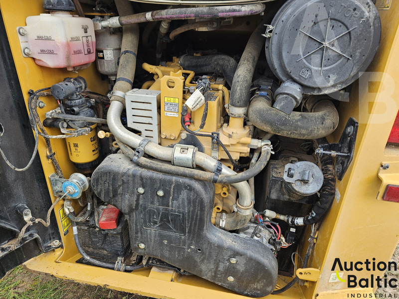 Мини челен товарач Caterpillar 242 D 3: снимка 11