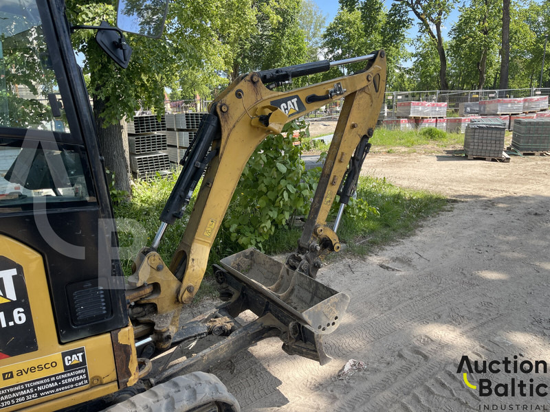 Caterpillar 301.6 - Мини багер: снимка 5 Caterpillar 301.6 - Мини багер: снимка 5