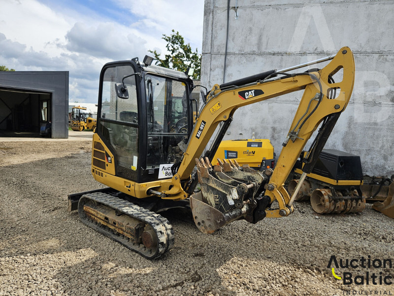 Caterpillar 302.4 D - Мини багер: снимка 2 Caterpillar 302.4 D - Мини багер: снимка 2