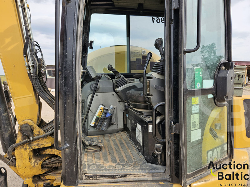 Caterpillar 305.5E2CR - Мини багер: снимка 5 Caterpillar 305.5E2CR - Мини багер: снимка 5
