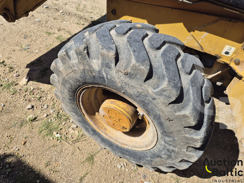 Лизинг на Caterpillar 416 E Caterpillar 416 E: снимка 15